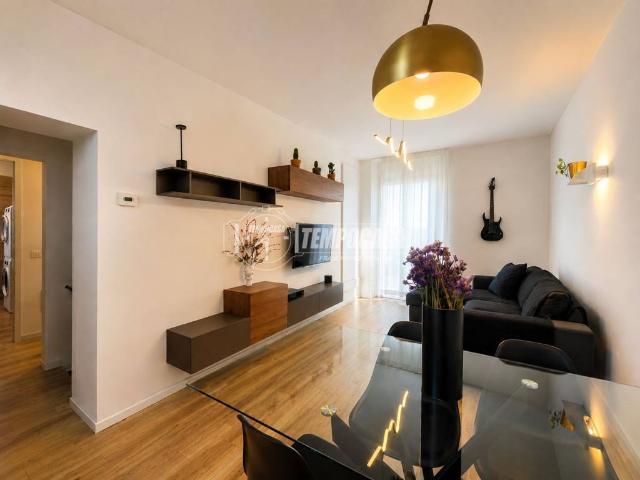 Villa Indipendente in vendita a Robbiate, Lombardia