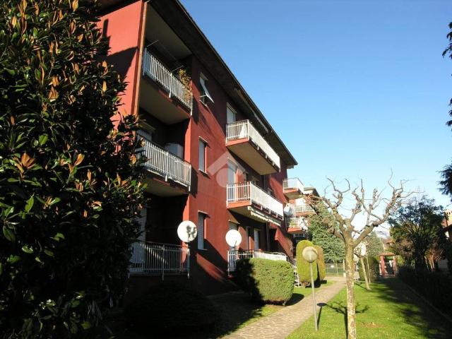 Appartamento in vendita a Robbiate, Lombardia