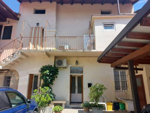 Appartamento in vendita a Robbiate, Lombardia