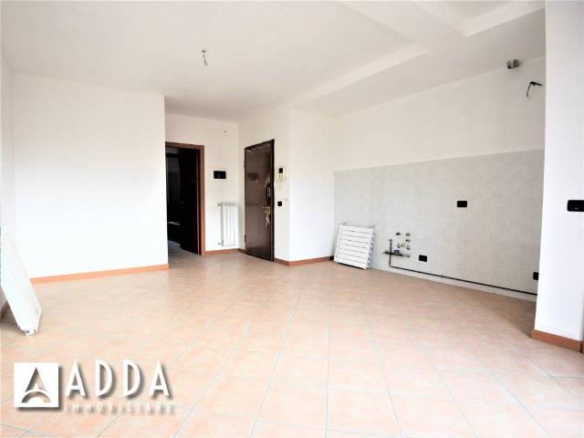 Appartamento in vendita a Robbiate, Lombardia