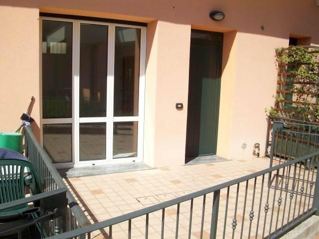 Appartamento in vendita a Robbiate, Lecco
