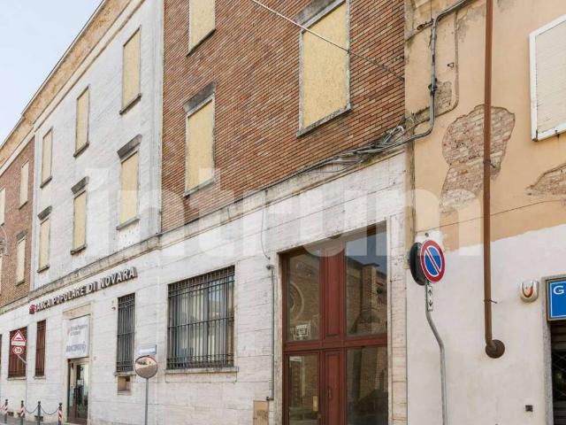 Appartamento in vendita a Robbio, Lombardia
