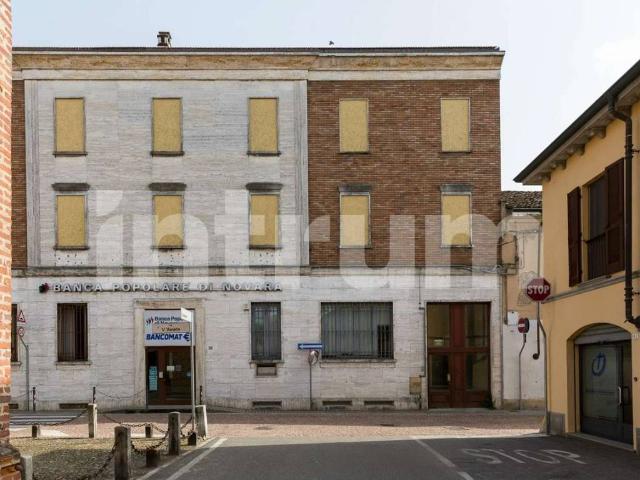 Appartamento in vendita a Robbio, Lombardia