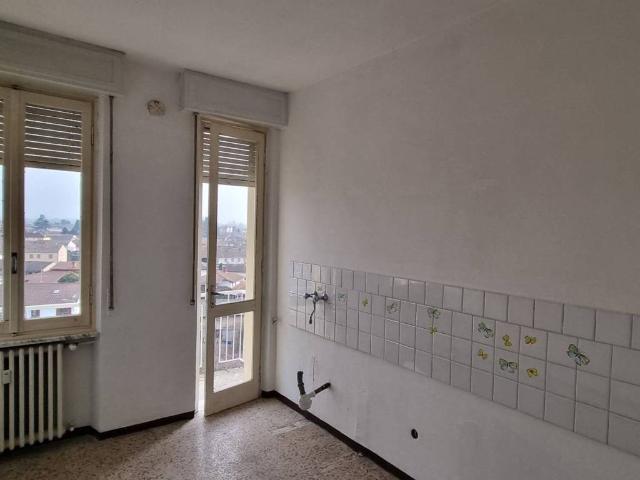 Appartamento in vendita a Robbio, Lombardia