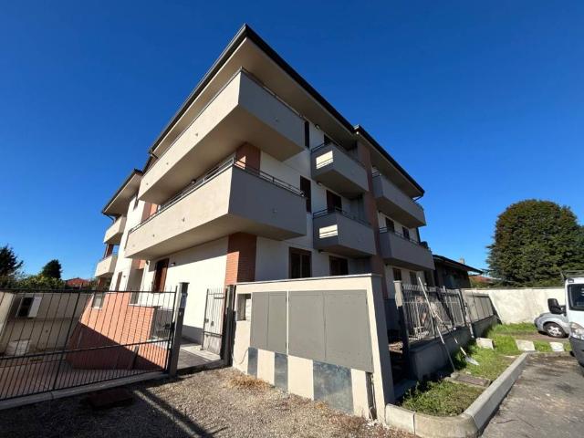 Appartamento in vendita a Robecchetto Con Induno, Lombardia