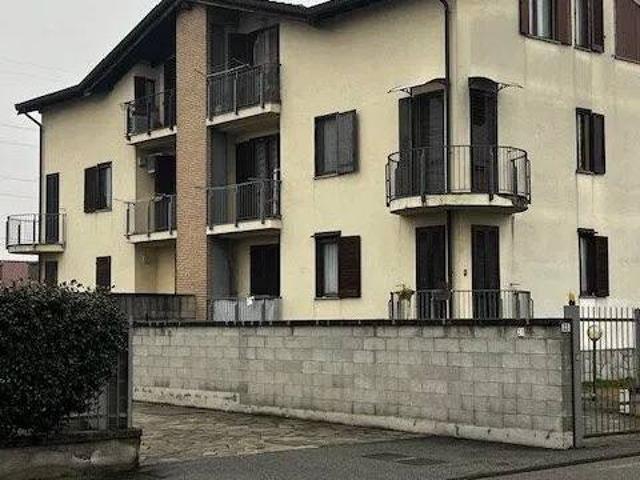 Appartamento in vendita a Robecchetto, Robecchetto Con Induno