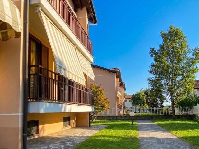 Appartamento in vendita a Robecchetto, Robecchetto Con Induno