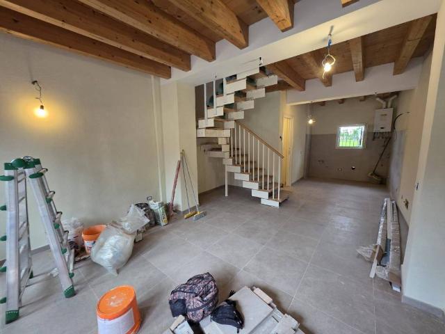 Appartamento in vendita a Robecco Sul Naviglio, Lombardia