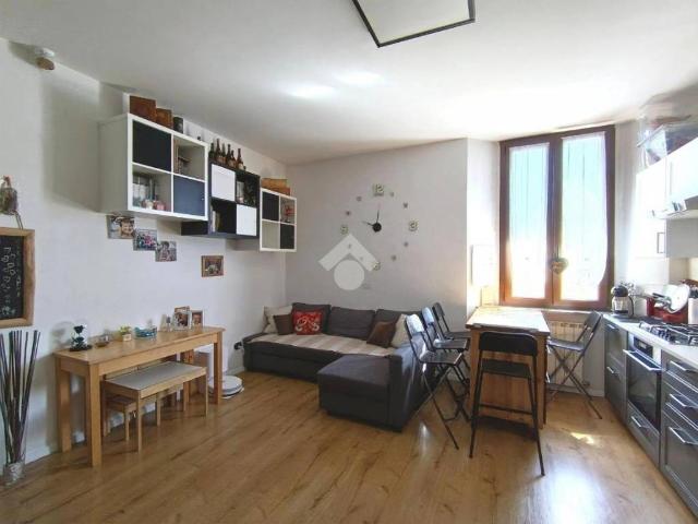 Appartamento in vendita a Robecco Sul Naviglio, Lombardia