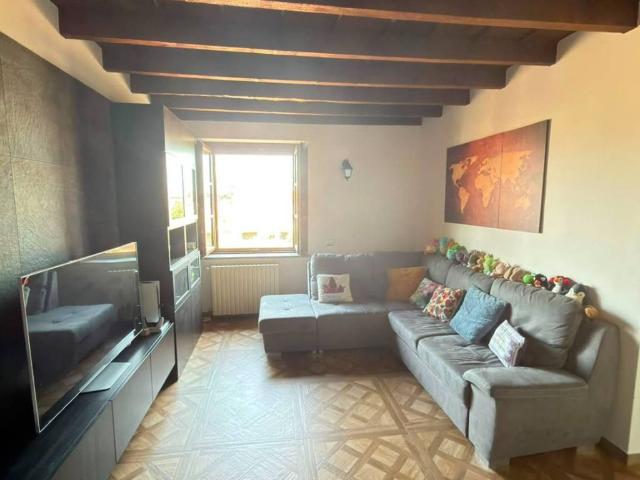 Appartamento in vendita a Ca de Noci, Robecco Sul Naviglio