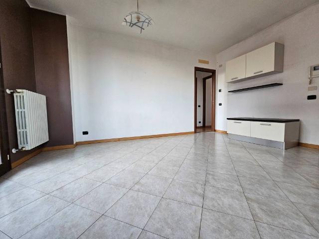 Appartamento in vendita a Robecco Sul Naviglio, Lombardia