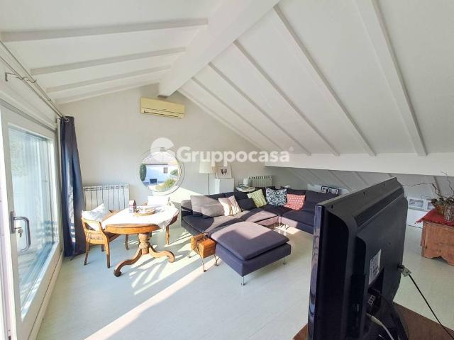 Appartamento in vendita a Casterno, Robecco sul Naviglio