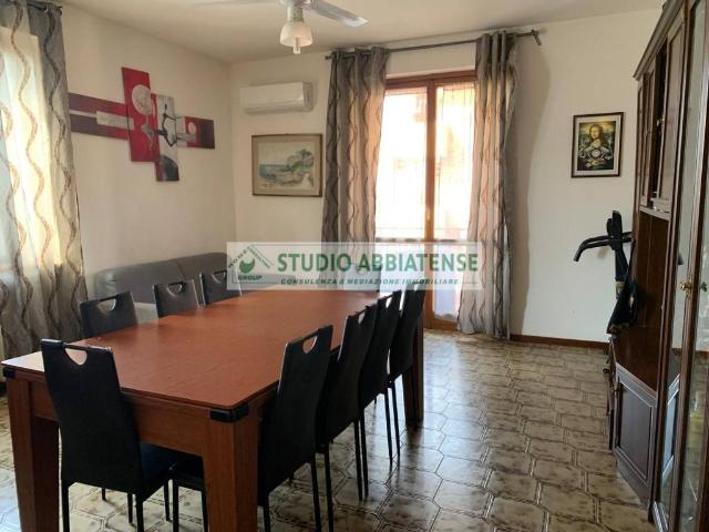 Appartamento in vendita a Robecco Sul Naviglio, Lombardia