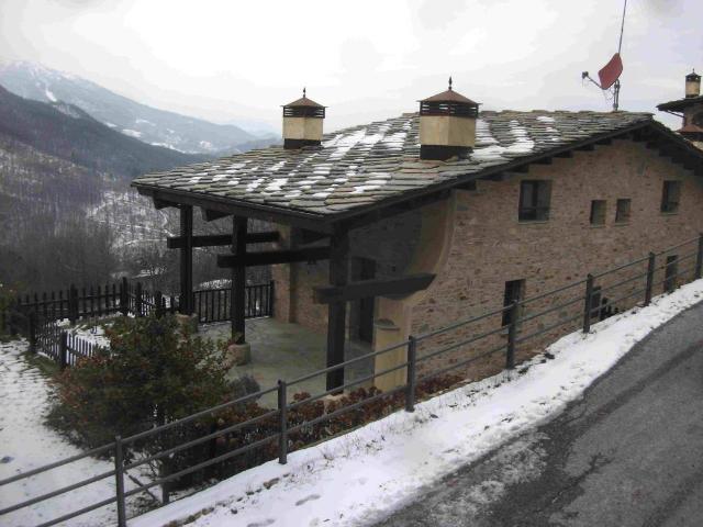 Appartamento in vendita a Case Manera, Piemonte