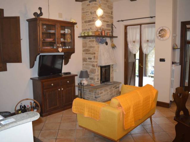 Appartamento in vendita a Case Manera, Piemonte