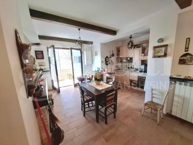 Appartamento in vendita a Cerri, Rocca Di Cambio