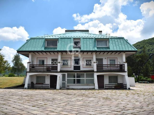 Appartamento in vendita a Rocca Di Mezzo, Abruzzo