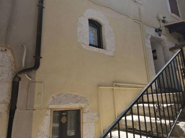 Appartamento in vendita a Rocca Di Mezzo, Abruzzo