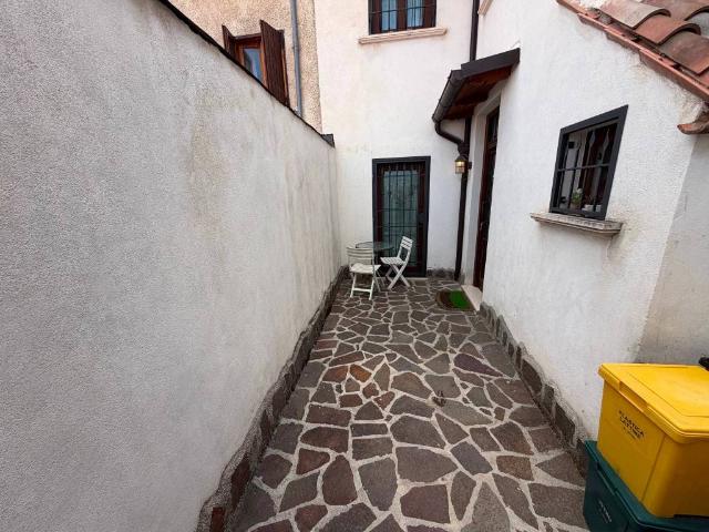 Appartamento in vendita a Rocca Di Mezzo, Abruzzo