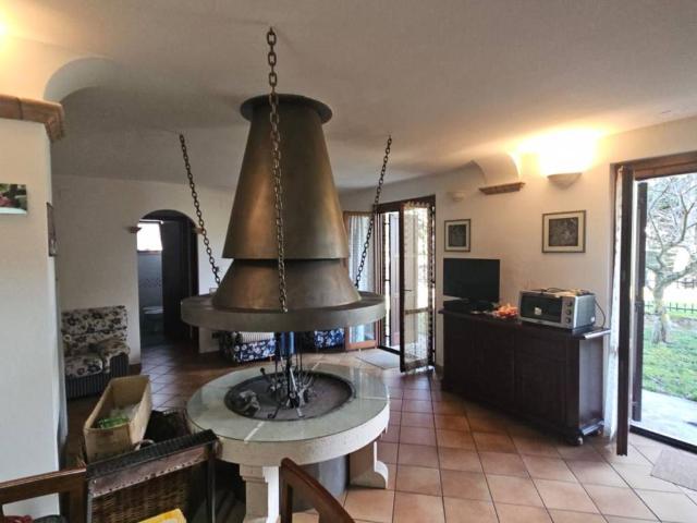 Appartamento in vendita a Rocca Di Mezzo, Abruzzo