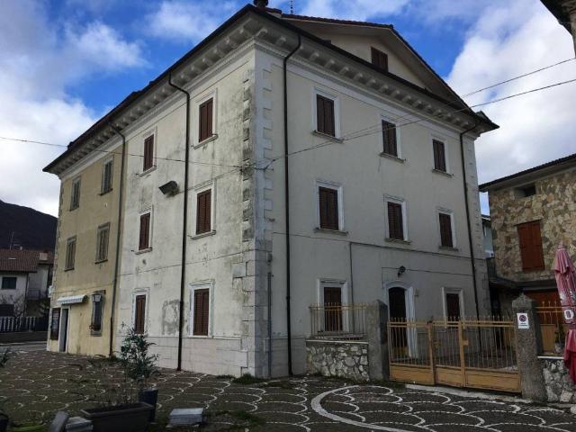 Appartamento in vendita a Secinaro, Abruzzo