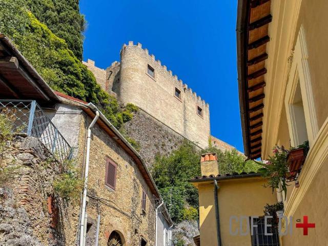 Appartamento in vendita a Rocca Sinibalda, Rieti