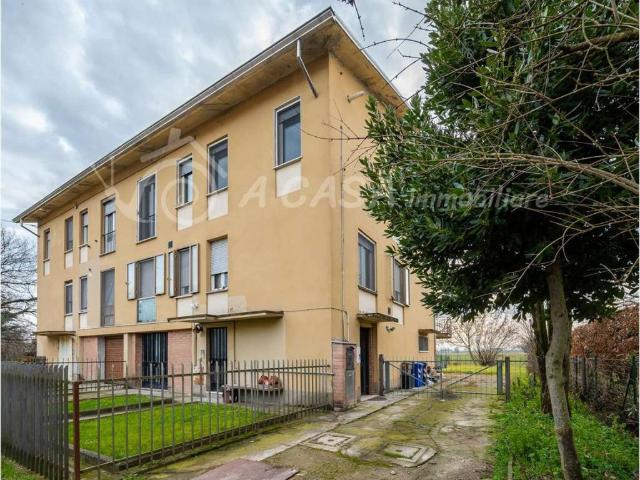 Appartamento in vendita a Roccabianca, Reggio Emilia