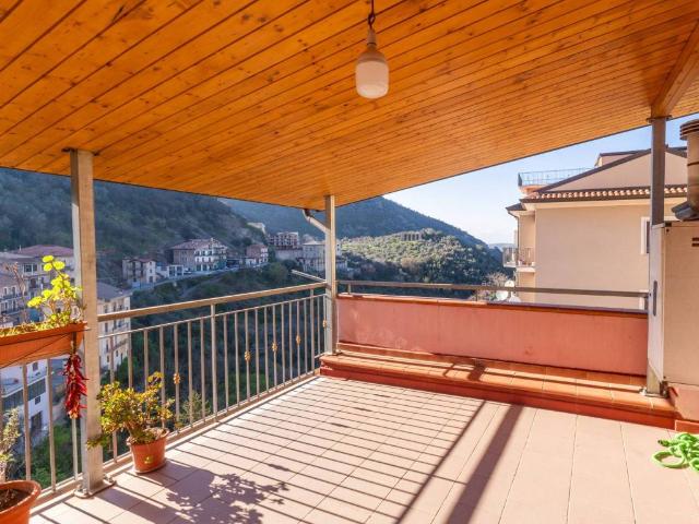 Appartamento in vendita a Roccadaspide, Campania