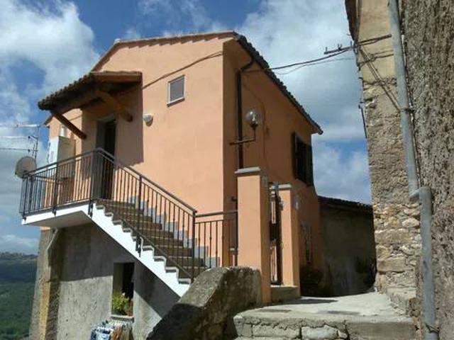 Appartamento in vendita a Roccagorga, Lazio
