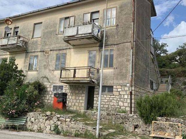 Appartamento in vendita a Unione dei Comuni Montani Amiata Grossetana, Roccalbegna