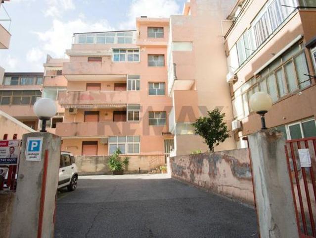 Monolocale in vendita a Roccalumera, Sicilia