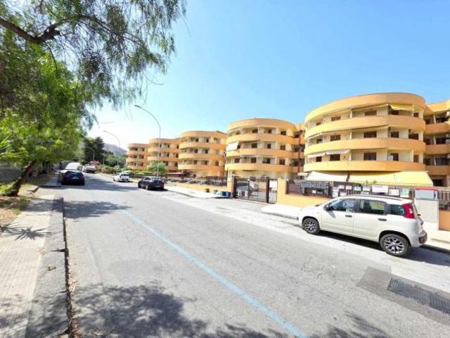 Appartamento in vendita a Roccalumera, Sicilia