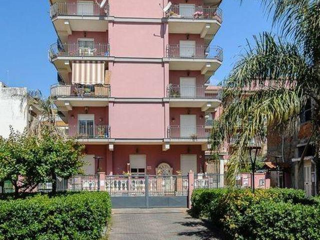 Appartamento in vendita a Roccalumera, Sicilia