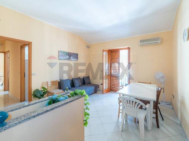 Appartamento in vendita a Roccalumera, Sicilia