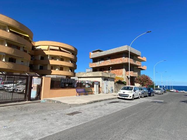 Appartamento in vendita a Roccalumera, Sicilia