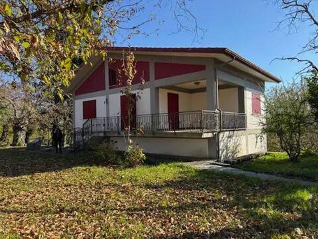 Appartamento in vendita a Roccamonfina, Campania