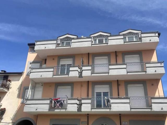 Appartamento in vendita a Roccamonfina, Caserta