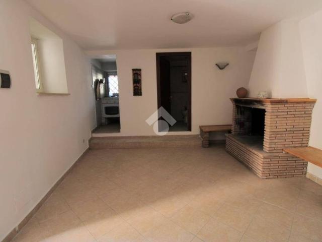Appartamento in vendita a Roccantica, Lazio