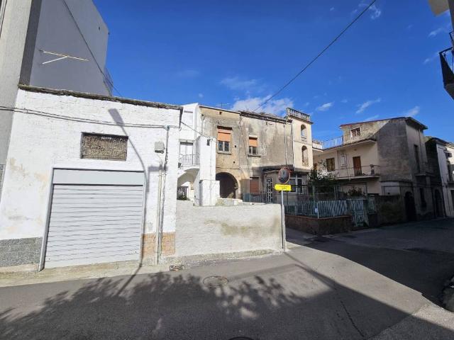 Appartamento in vendita a Roccapiemonte, Campania