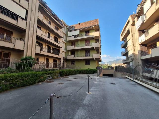 Appartamento in vendita a Roccapiemonte, Campania