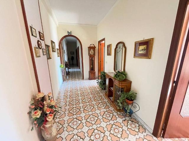 Appartamento in vendita a Roccapiemonte, Campania