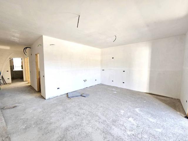 Appartamento in vendita a Roccapiemonte, Campania