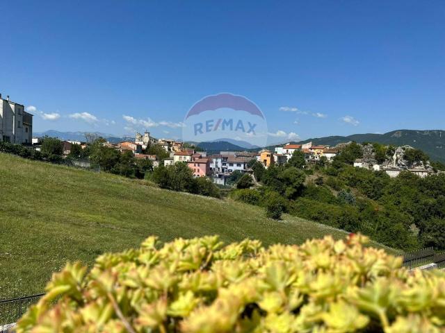 Appartamento in vendita a Roccasicura, Molise