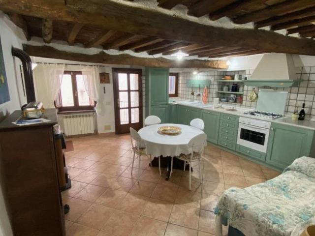 Appartamento in vendita a Roccastrada, Toscana