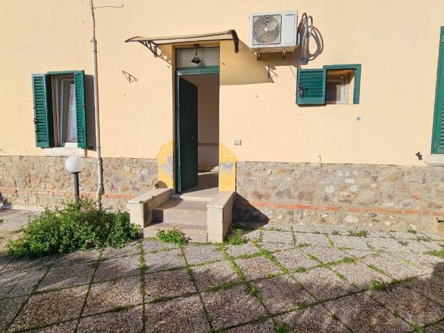 Appartamento in vendita a Roccastrada, Toscana