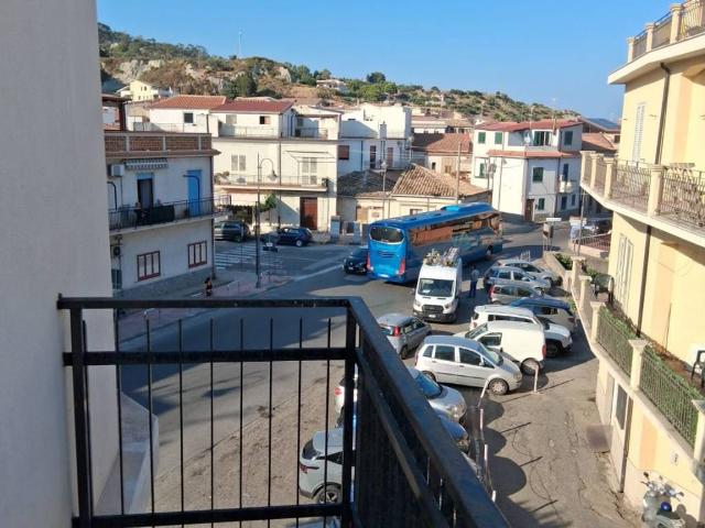 Appartamento in vendita a Calabria, Reggio Calabria