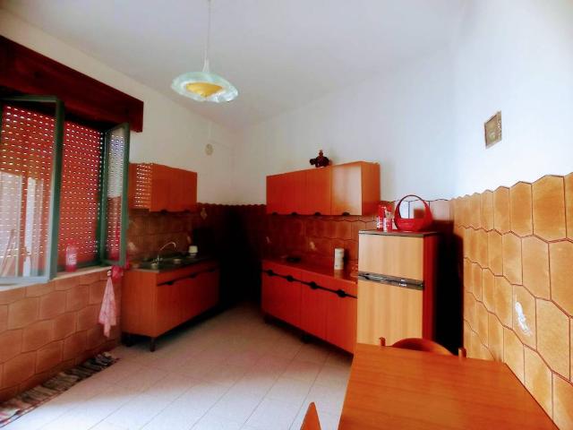 Appartamento in vendita a Calabria, Reggio Calabria