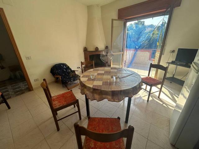 Appartamento in vendita a Calabria, Reggio Calabria