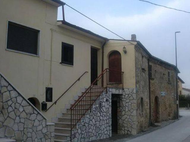 Appartamento in vendita a Rocchetta A Volturno, Molise