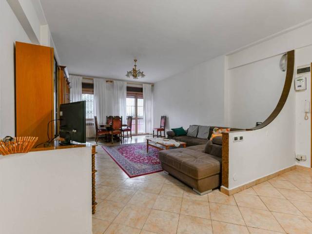 Appartamento in vendita a Rodano, Lombardia